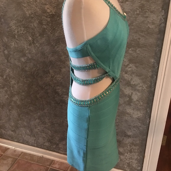 NWT Lucci Lu Body-con Dress - Picture 3 of 7